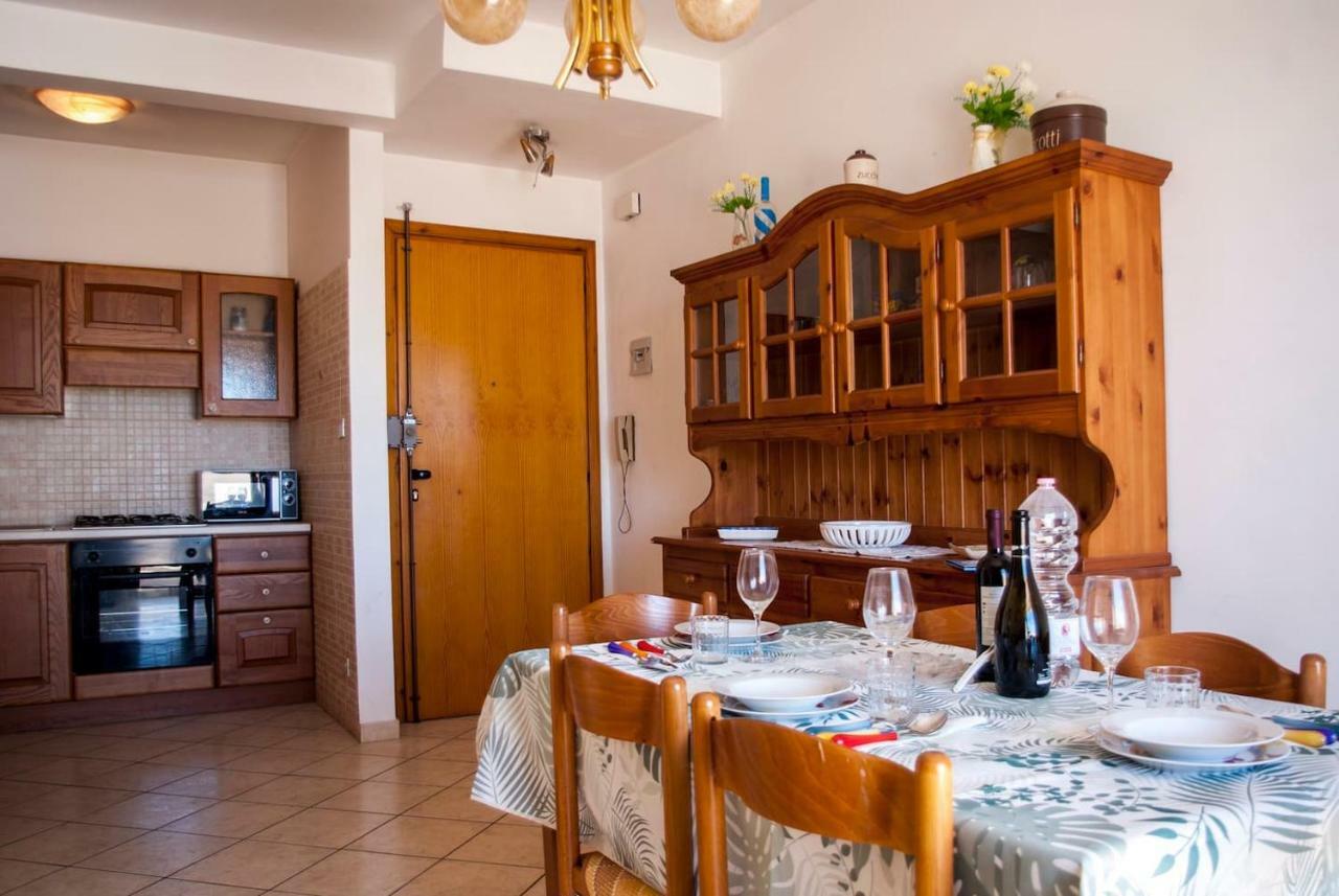 Appartamento Di Antonio Fronte Mare Монтесильвано Экстерьер фото